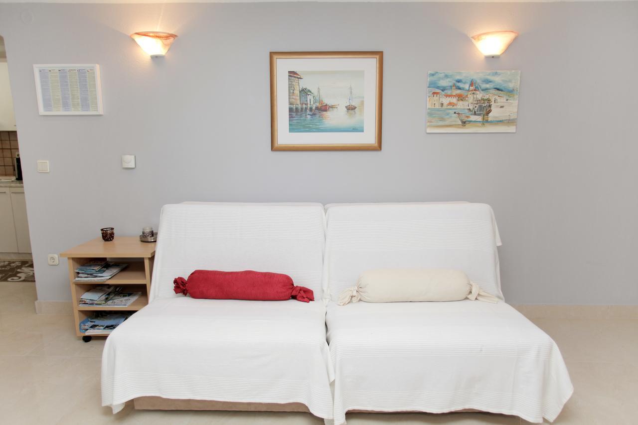 Apartment Eva Trogir Eksteriør billede